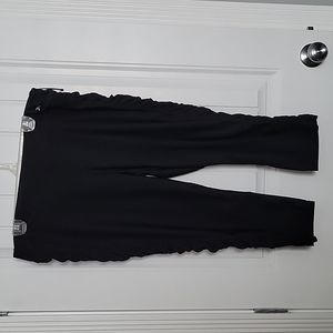 Black Capri Leggings